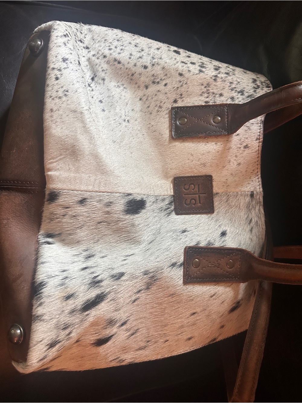 STS Ranchwear Brown Leather-Trim Spotted Cream Hair-On Hide Tote - Picture 4 of 7